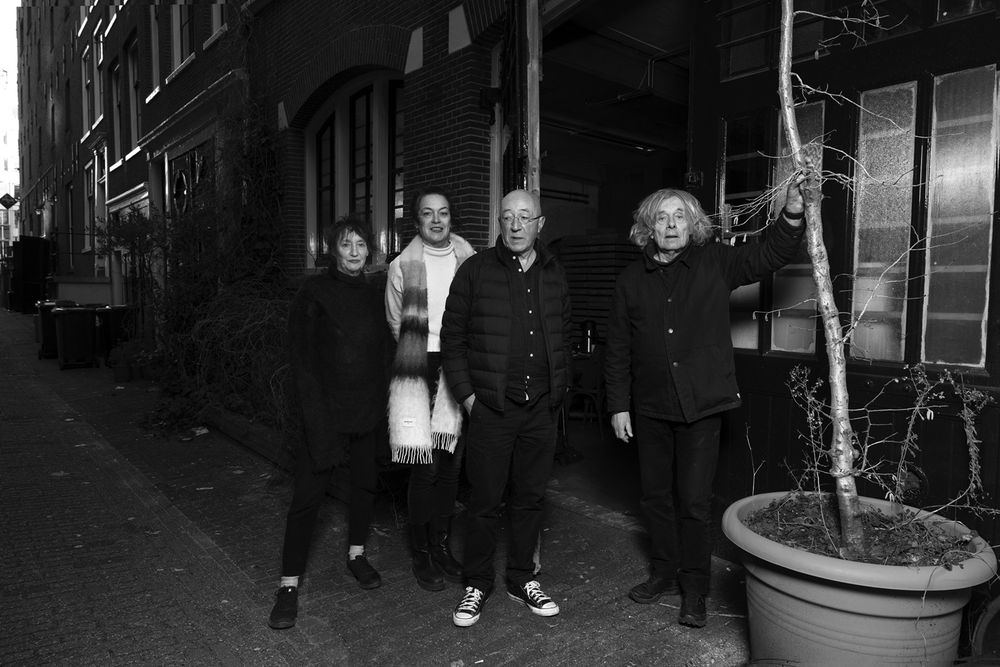 Het gezelschap